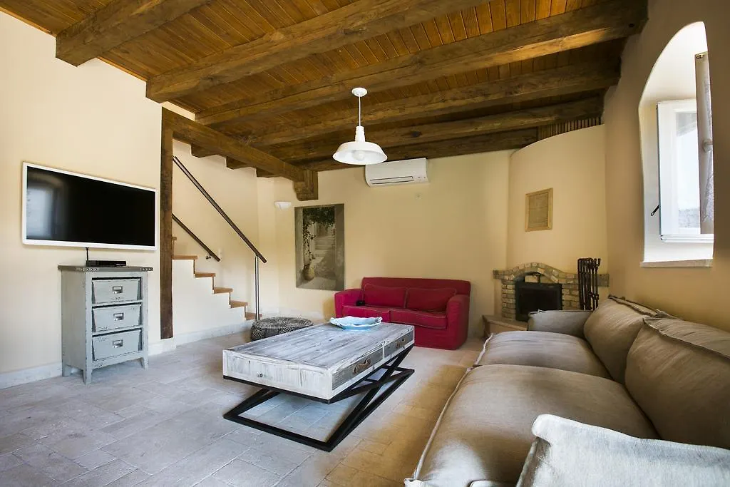 Iconic Villas - Villa Rosa Agia Efimia