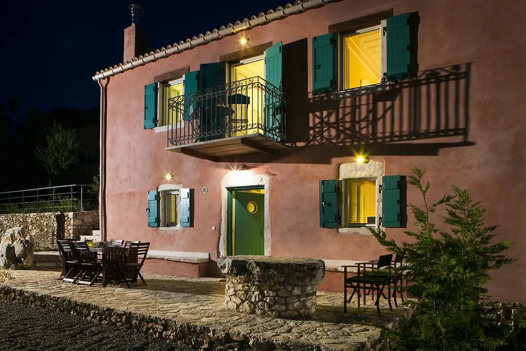 Iconic Villas - Villa Rosa Agia Efimia