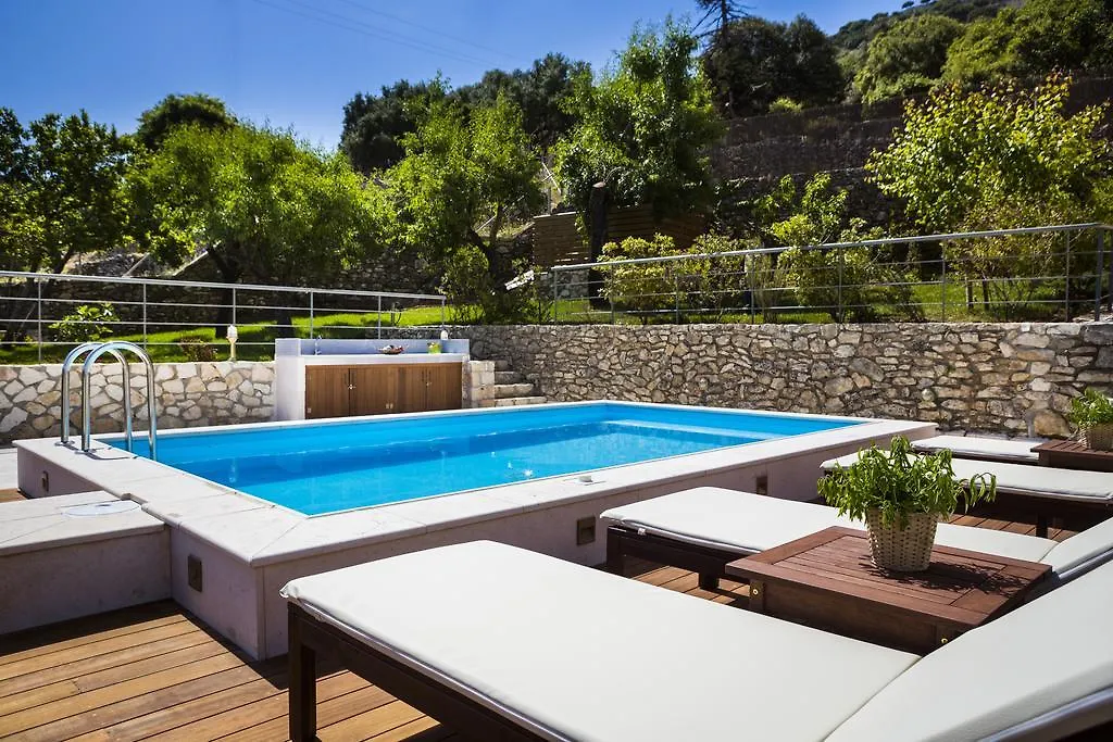 Iconic Villas - Villa Rosa Agia Efimia